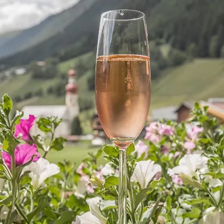 Notburga 아파트 그리스 임 젤라인